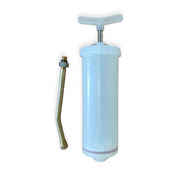 DRENCHING SYRINGE - 600ml